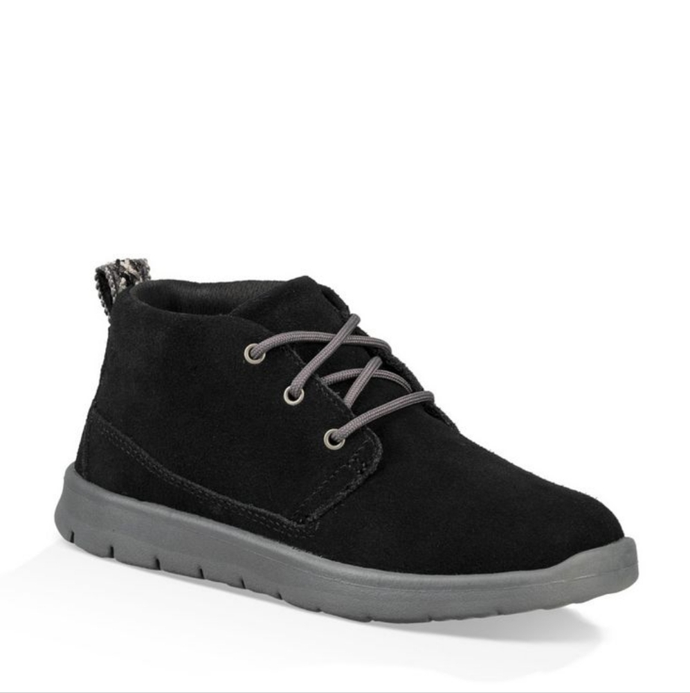 UGG Kids Canoe Black Seude Chukka 12